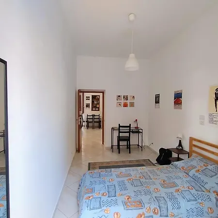 アパート Casa Del Vinile ローマ