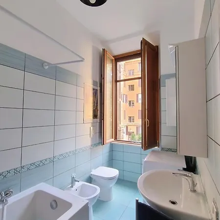 アパート Casa Del Vinile ローマ